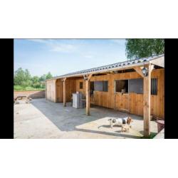 Houten paardenstal / tuinhuis 11m x 6m (zelf afbouwen)