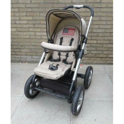 Kinderwagen Musty met gratis wipstoeltje