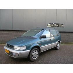 Mitsubishi Space Runner 1.8 GLXi
