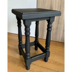 Brocante houten kruk / bijzettafeltje / krukje ??