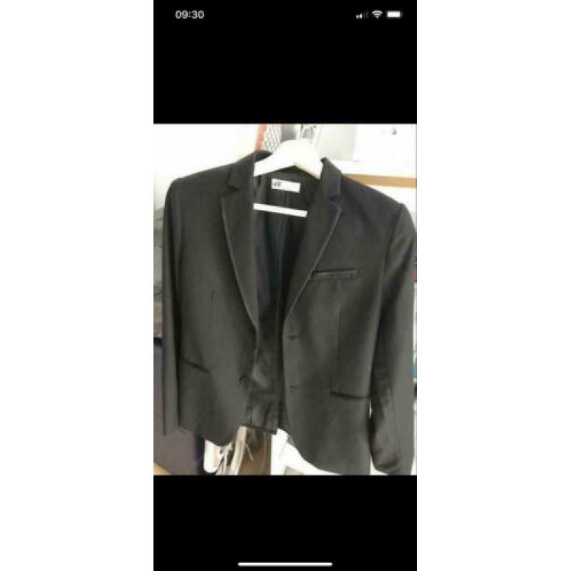 Zwarte jongens kolbeer van h&m