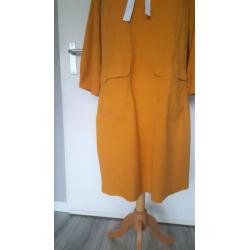 NIEUW okergele jurk met kraag en strik maat 48 SHEIN