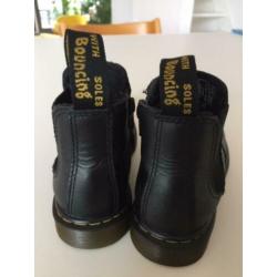Dr Martens maat 28