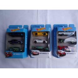 Hot Wheels 3 x 3Pack Trucks en Auto's 1:64 Matchbox hsmi