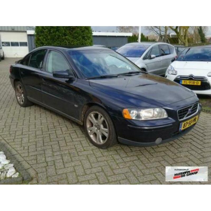 Volvo S60 2.4 D5 Momentum 2005 Handgeschakeld