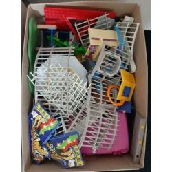 2 grote dozen vol playmobil onderdelen