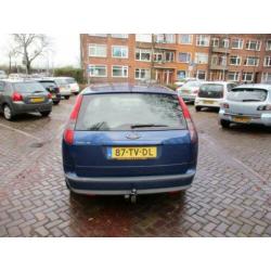 Ford Focus Wagon 1.6-16V Trend rijd goed met apk