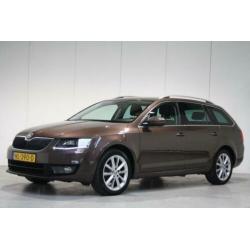 Skoda Octavia Combi 1.6 TDI Greentech Style Businessline XEN