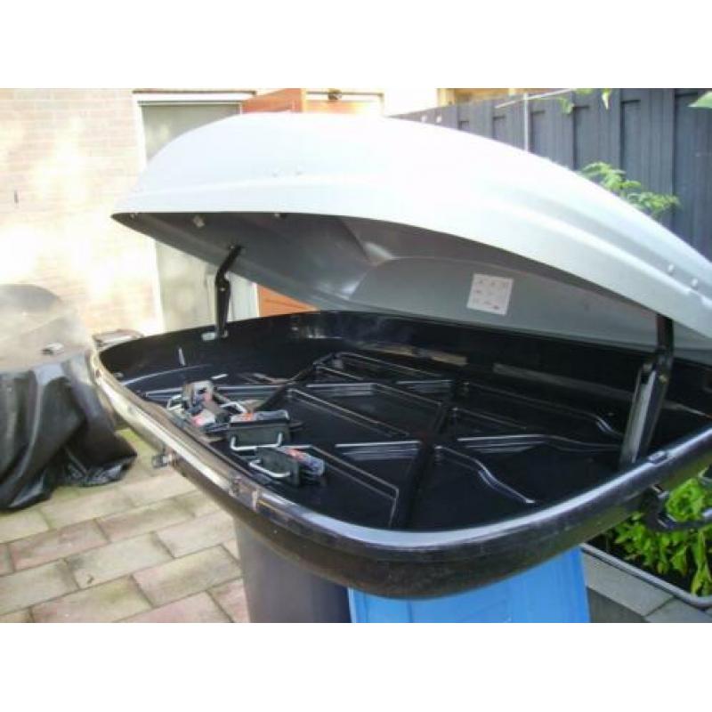 dakkoffer Thule topbox 380
