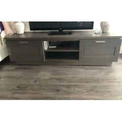 Complete set meubels. Mag ook los verkocht