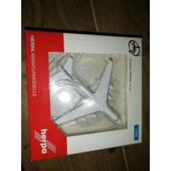 Antonov Airlines AN-124. Herpa. 1:500.