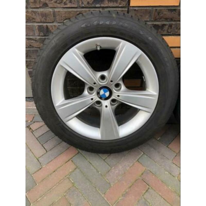 16 inch originele BMW velgen met goede Goodyear runflat band