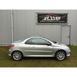 Peugeot 206 CC 2.0-16V airco lederen bekleding