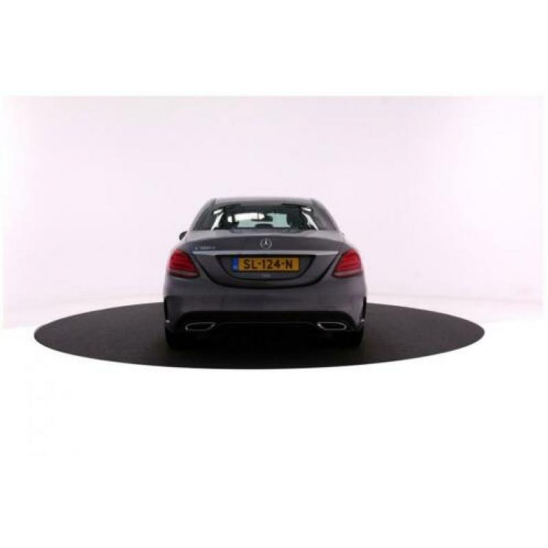 Mercedes-Benz C-Klasse 180d AMG Styling, Navigatie, Telefoon
