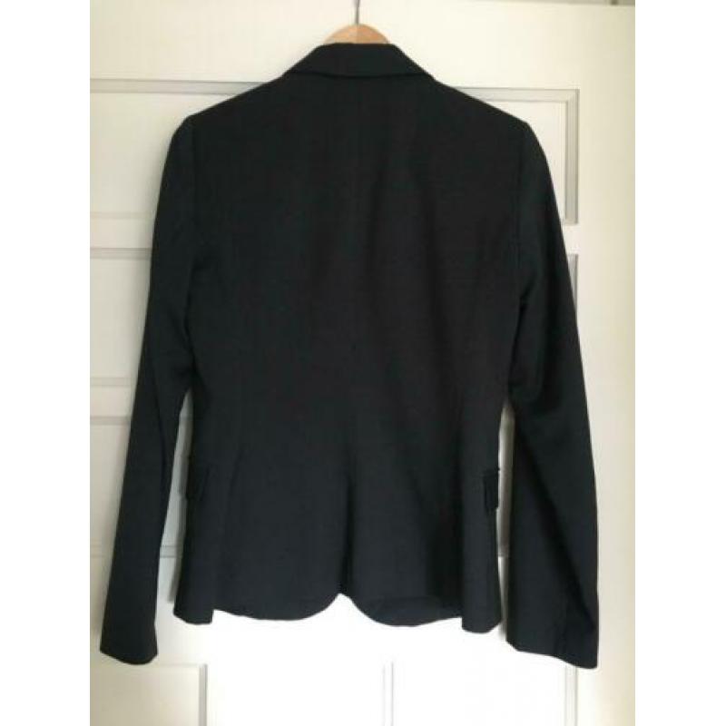Colbertjasje maat 38