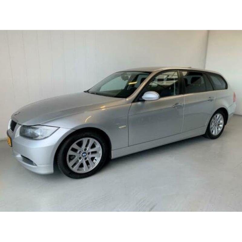 BMW 3-serie Touring 318d Airco PDC 6-bak