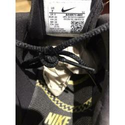 Nike Air Max 270 REACT Zwart maat 40 NIEUW IN DOOS