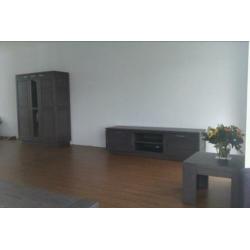 Complete set meubels. Mag ook los verkocht