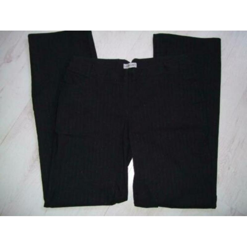 nieuwe zwarte pantalon met glans van Clockhouse mt 40