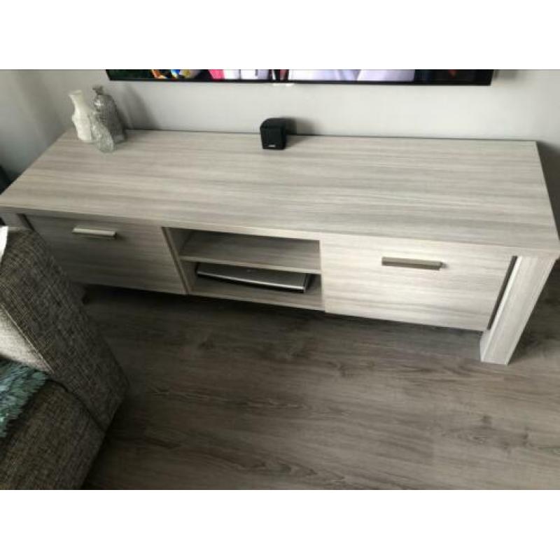 Meubels te koop