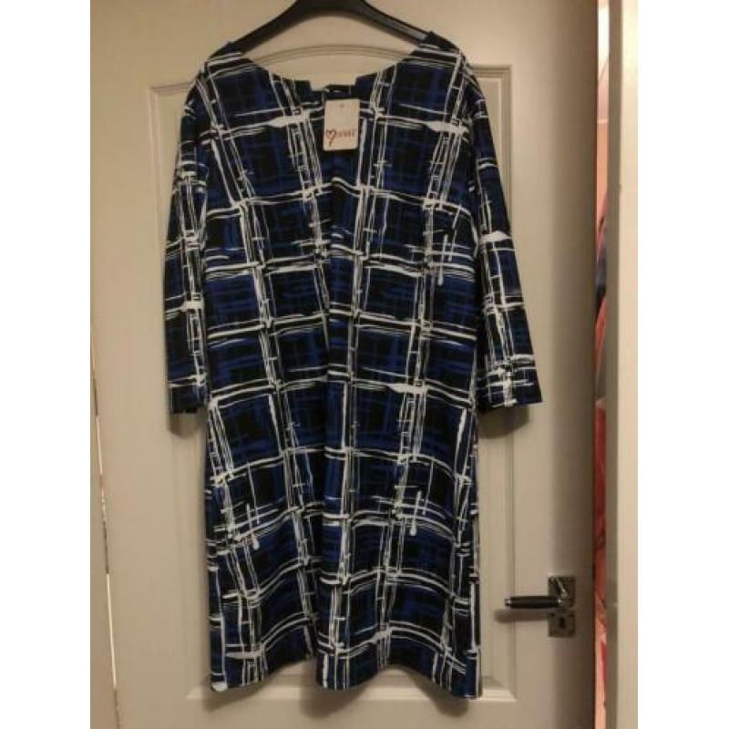 Jurk L en lang vest XL
