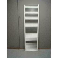 Design radiator 45 cm breed x 165 cm hoog in het wit en 766W