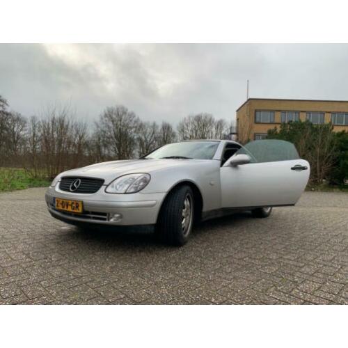 Mercedes SLK-Klasse 2.0 Slk200 Roadster AUT 2000 Grijs