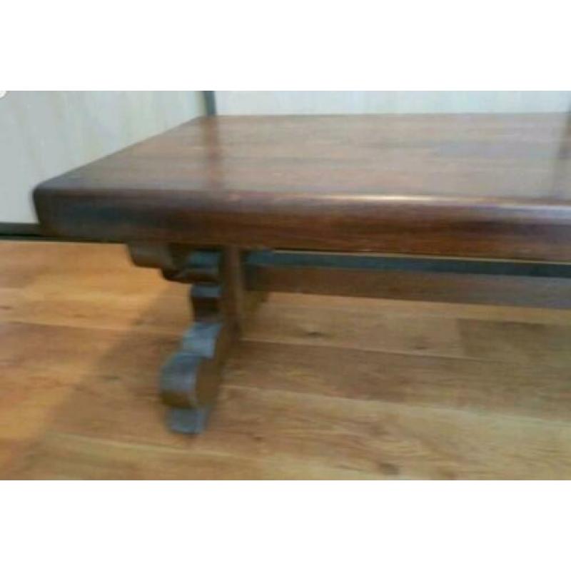 Massief eiken houten meubels kast salon tafel en stoelen
