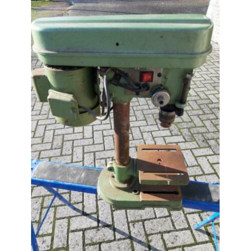 Kolomboormachine