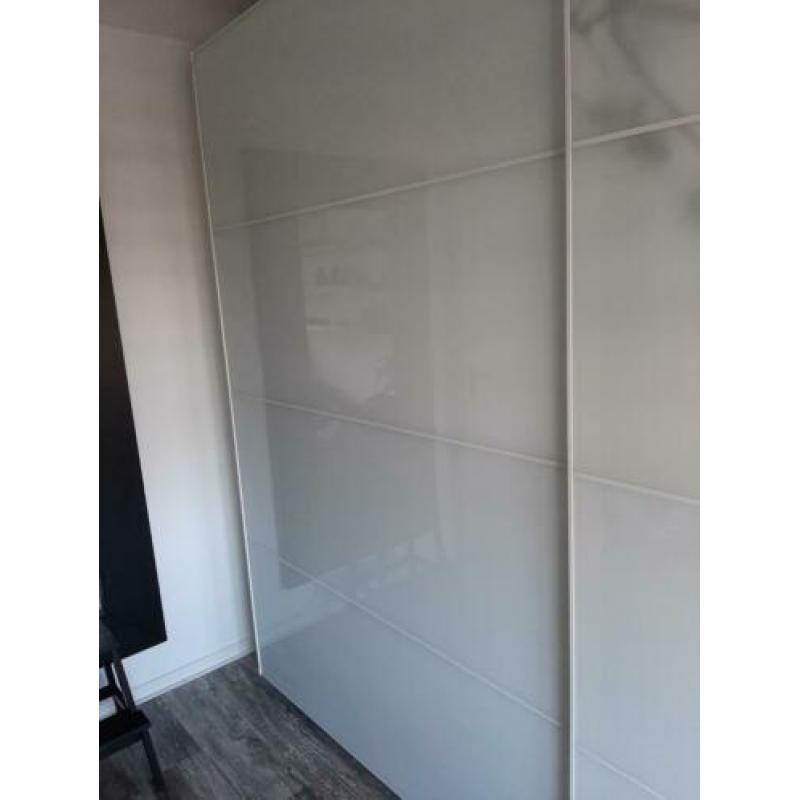 Schuifdeuren voor een pax kast ikea!