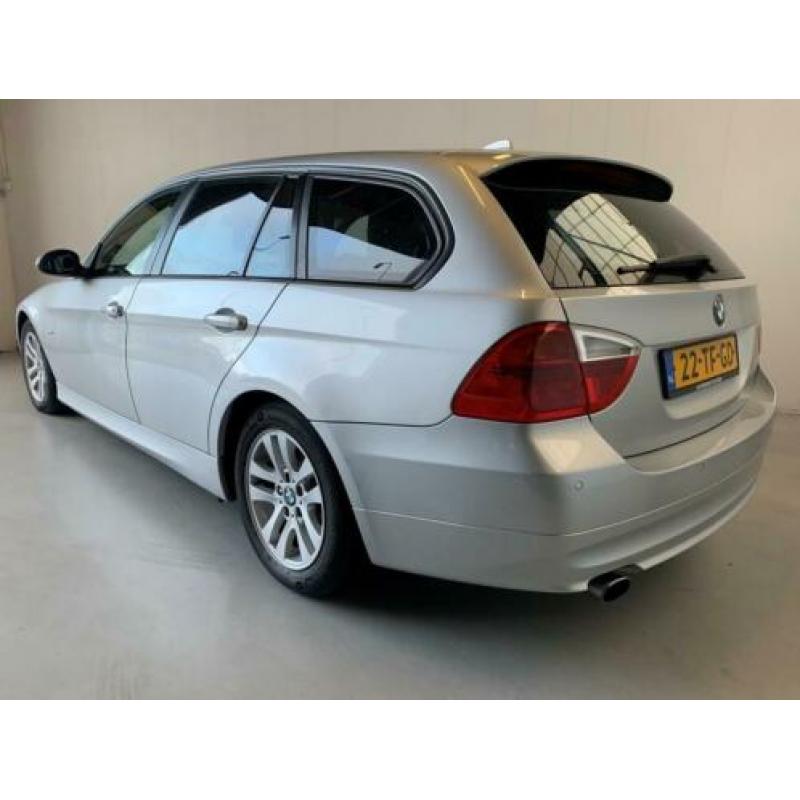 BMW 3-serie Touring 318d Airco PDC 6-bak