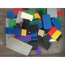 5 KG Lego Steentjes en veel techniche onderdeeltjes