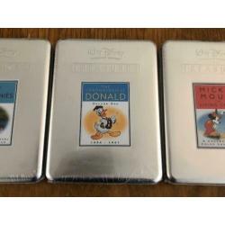 Walt Disney 3 metalen DVD boxen nog dicht geseald dus nieuw.