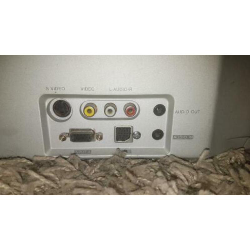 Te koop Sony beamer met nieuwe lamp