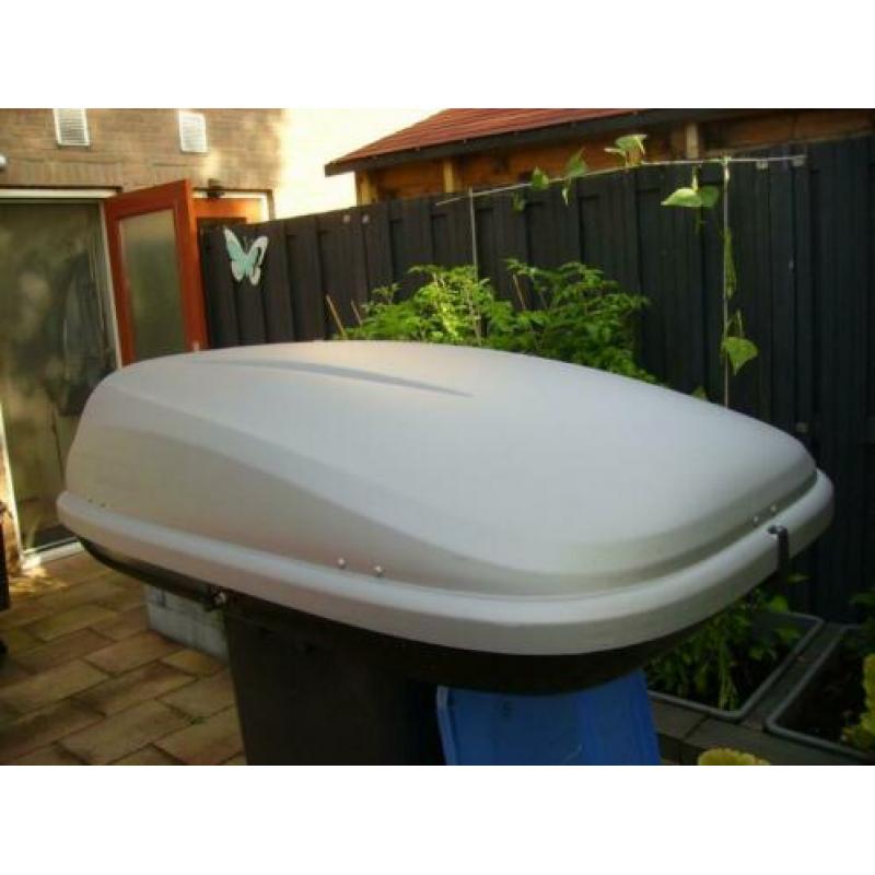 dakkoffer Thule topbox 380