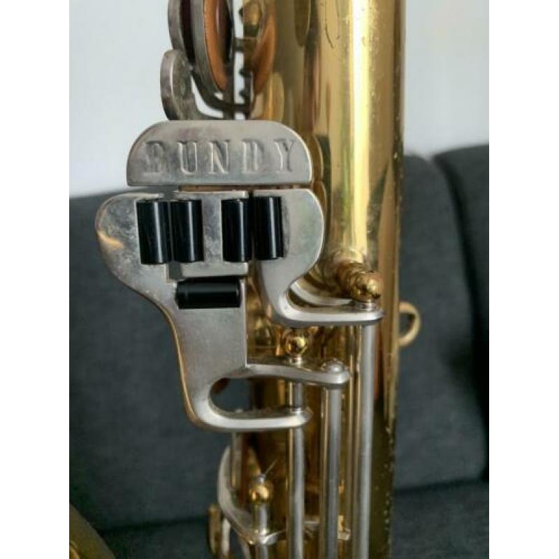 Selmer Bundy - tenor saxofoon (studiesax) met koffer