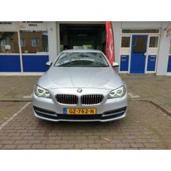 BMW 5-serie 520i High Executive Automaat/Grote Scherm/Leder/
