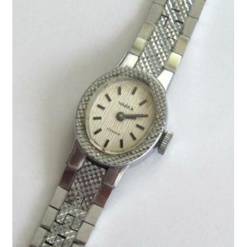 Vintage Chaika (meeuw) mechanisch dames horloge USSR 70’s.
