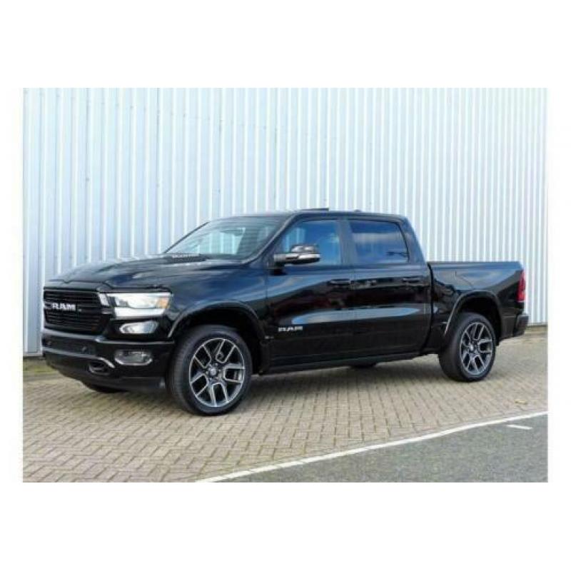 Dodge Ram Pick Up 1500 4x4 Crew Cab Laramie Sport