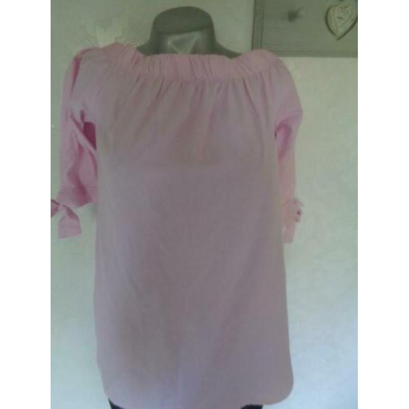 mooie zacht roze blouse ook off shoulder te dragen of gewoo
