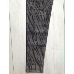 Guess skinny jeans maat 27 NIEUW!