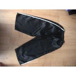 Zwarte carnavalsbroek jongen - piraat / rover / cowboy 128