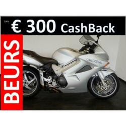 HONDA VFR 800 FI VTEC verlaagd.! (bj 2002) VFR800 V-Tec Mat!