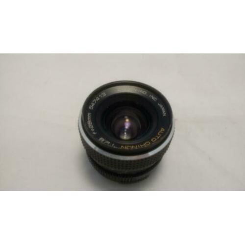 Auto Chinon 28mm f2.8 Lens