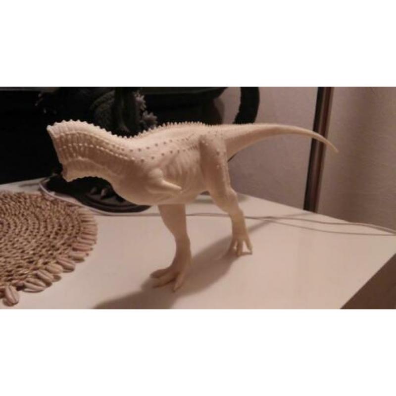 Resin kit Carnotaurus
