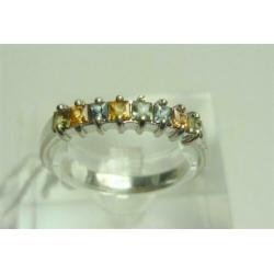 Ring wit goud met edelstenen / Z6294