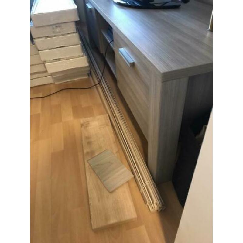 Zeer net tv meubel