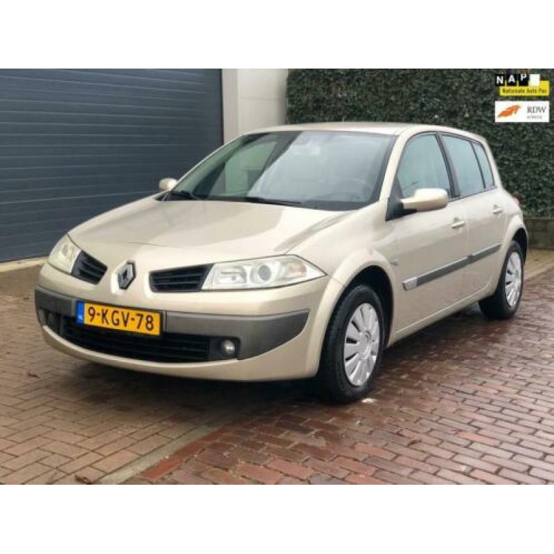 Renault Mégane 1.5 dCi Dynamique Comfort Navi/airco/cruiseco