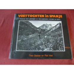 VOETTOCHTEN IN SPANJE - Theo Bakker/Piet Veel