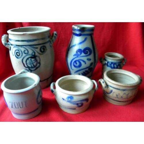 Lot van 6 stuks oude Keulse potten.